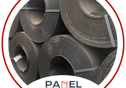 Lámina negra en presentación de rollo.